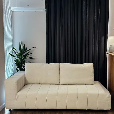 Manier Apartment *